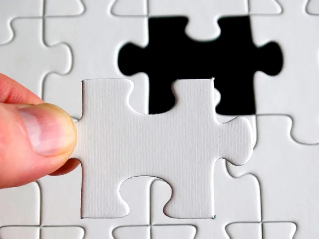 puzzle, last particle, piece, delimitation, exact fit, last element, insert, puzzle, puzzle, puzzle, puzzle, puzzle. What rule-based, observational and experimental email attribution can each claim